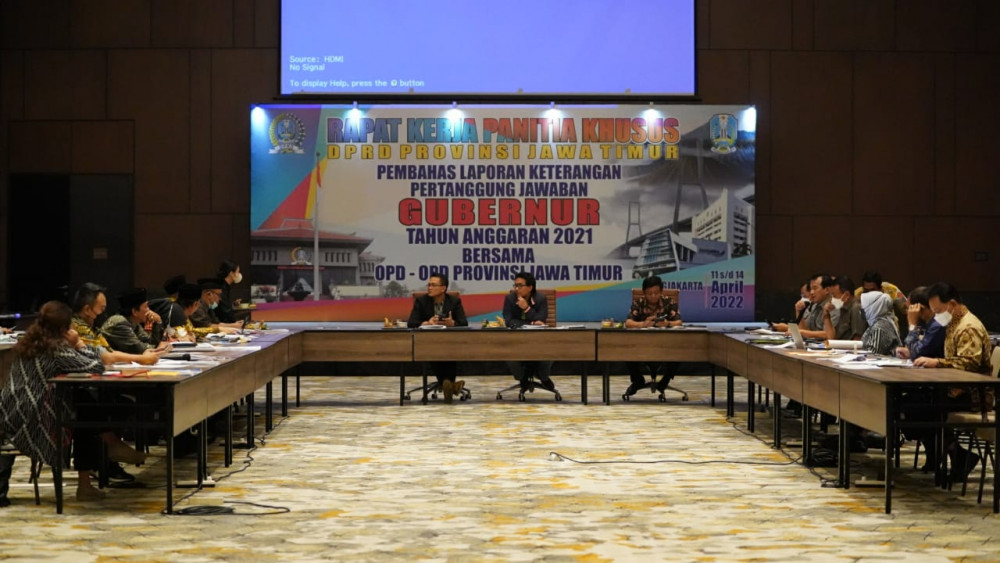 Pansus LKPJ Gubernur Jatim 2021 Temukan Anggaran Tak Ada Nomor Rekening